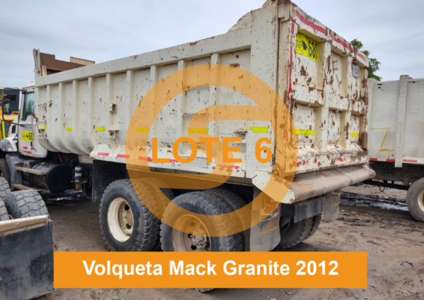 PUEDE OFERTAR - LOTE 6 VOLQUETA DOBLETROQUE MARCA: MACK  LÍNEA : GRANITE 2012 - Imagen 6