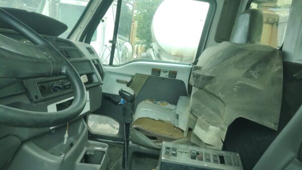 LOTE 4 MIXER FORD 2005 - Imagen 6