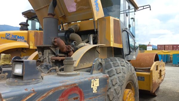Lote 2 Vibrocompactador - Imagen 2