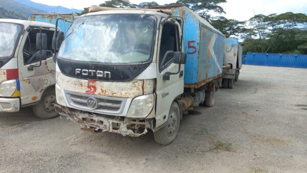 Lote 1 Camión Lanzador de Concreto
