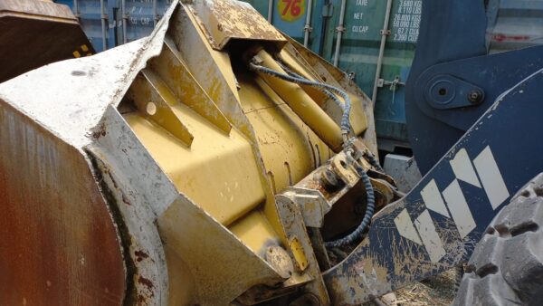 Lote 19 Cargador Frontal - Imagen 4