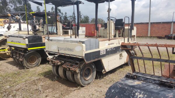 Lote 16 Compactador IngersollRand 93 - Imagen 6