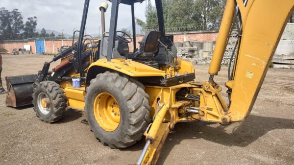 Lote 20 Retrocargador Caterpillar 426C - Imagen 5