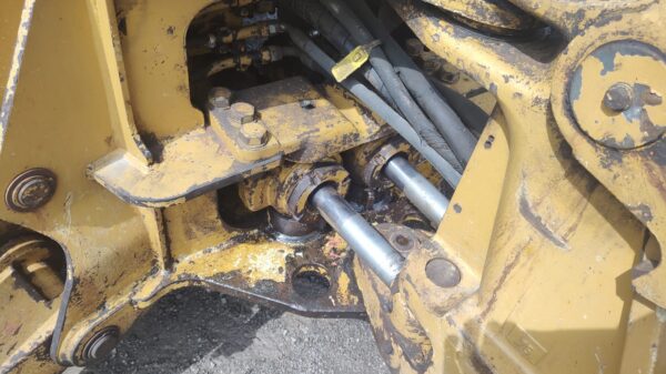 Lote 20 Retrocargador Caterpillar 426C - Imagen 6