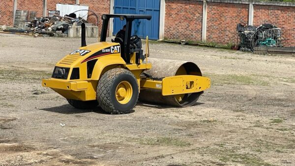 Lote 10 Compactador Caterpillar CS-563E - Imagen 6