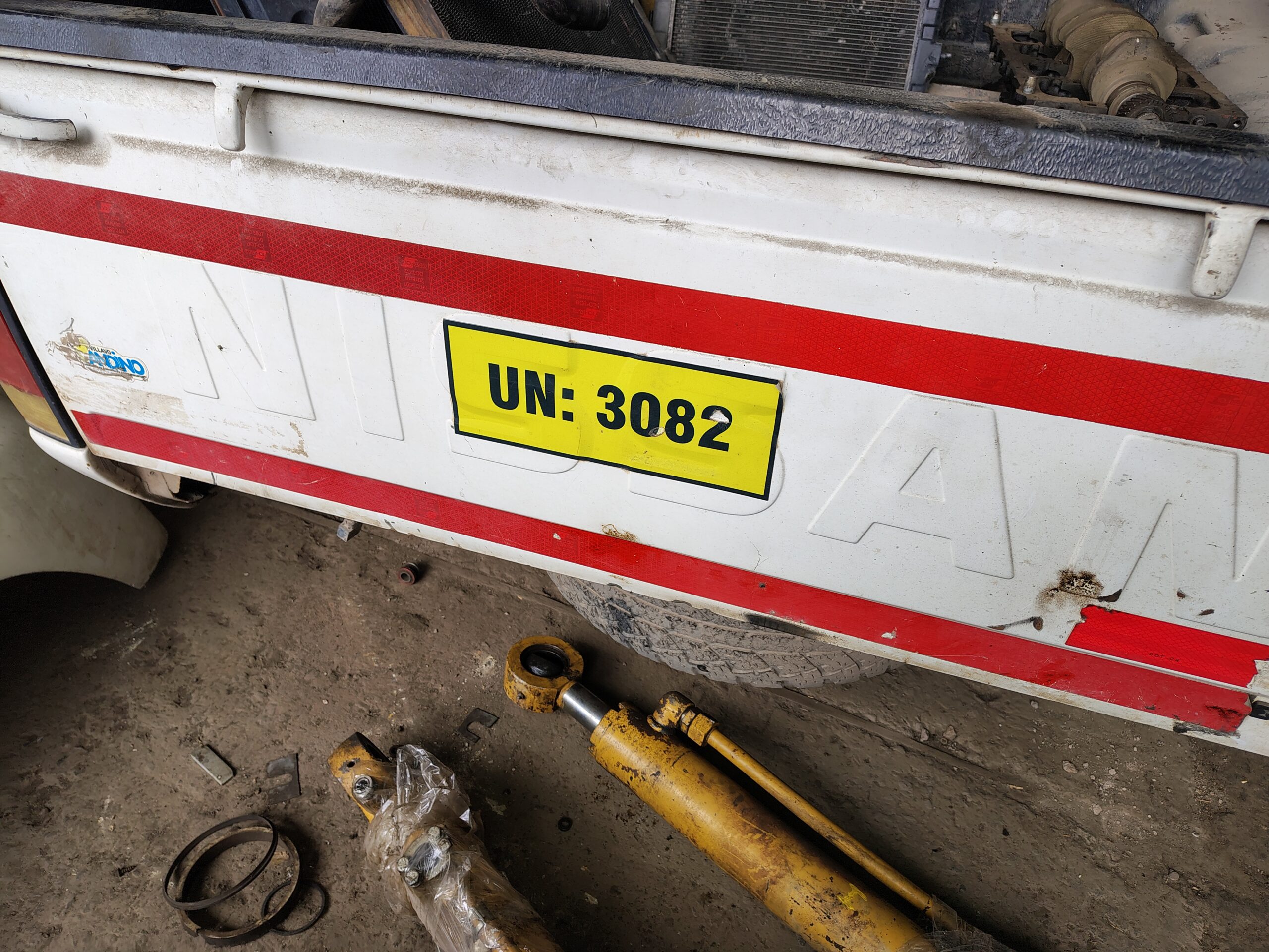 35-089 CAMIONETA NISSAN AÑO 2012 4x4 PARTICULAR - Imagen 17