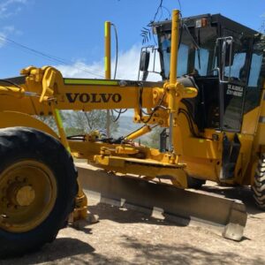 Motoniveladora volvo