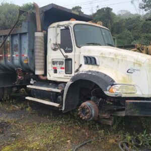 Volqueta mack dt 2011