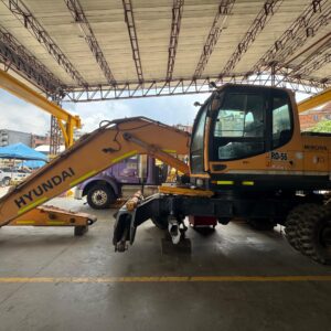 Excavadora de ruedas Hyundai R210W-9S