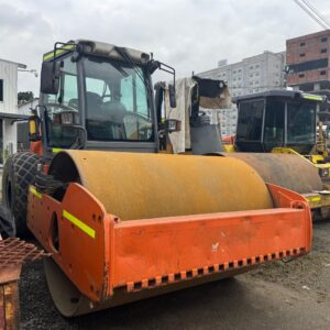 Vibrocompactador HAMM 3414HT