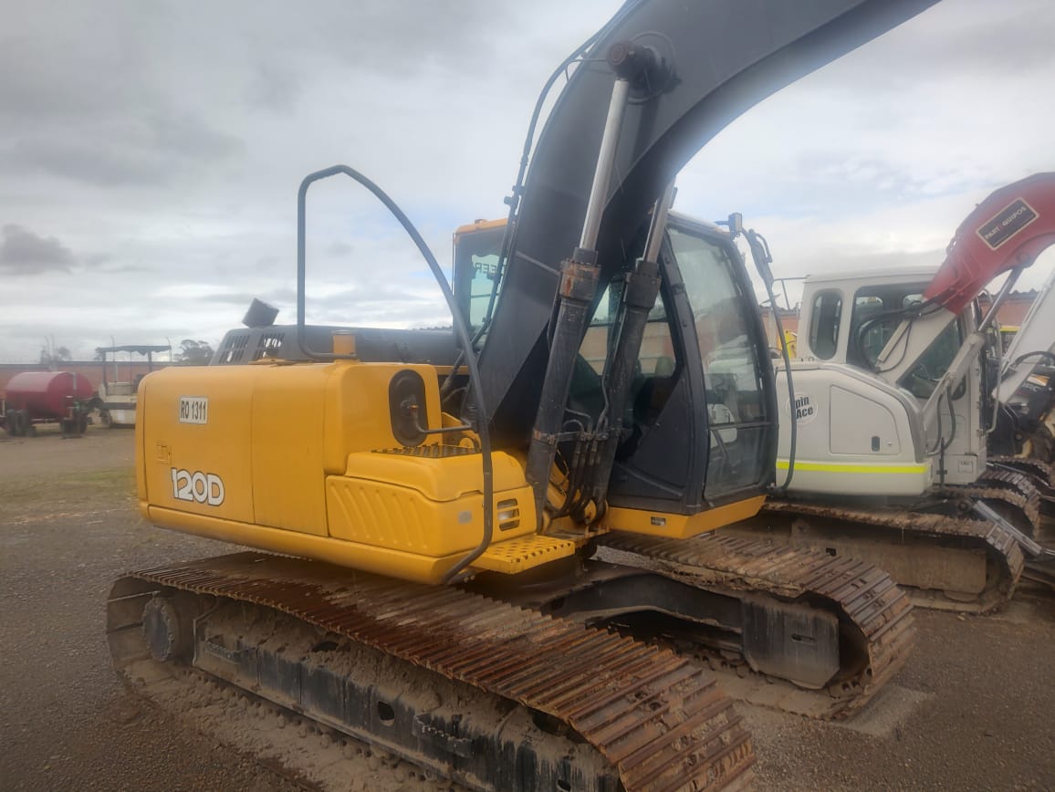 Excavadora john deere 120D - Imagen 10