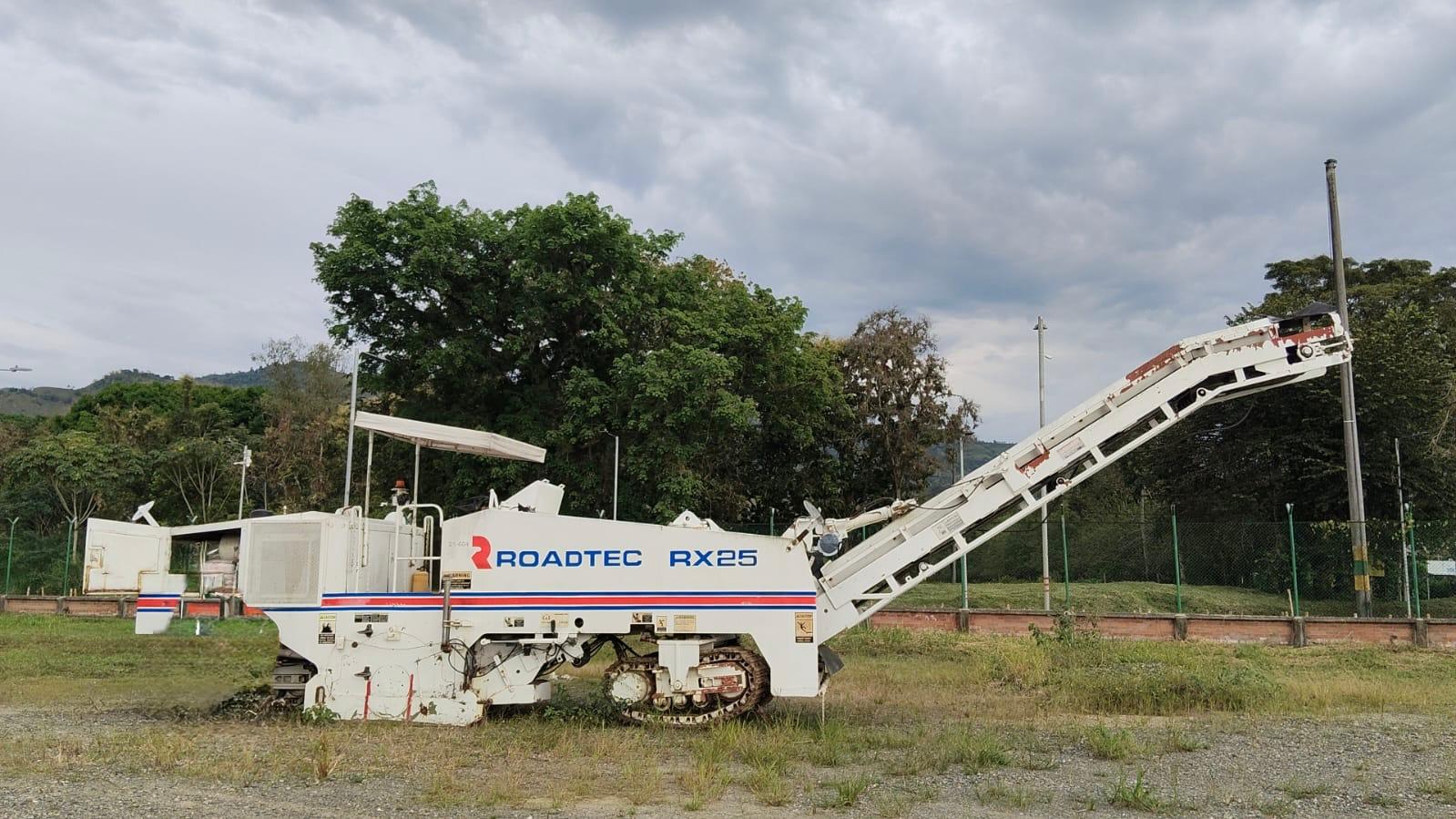 Fresadora Roadtec RX25