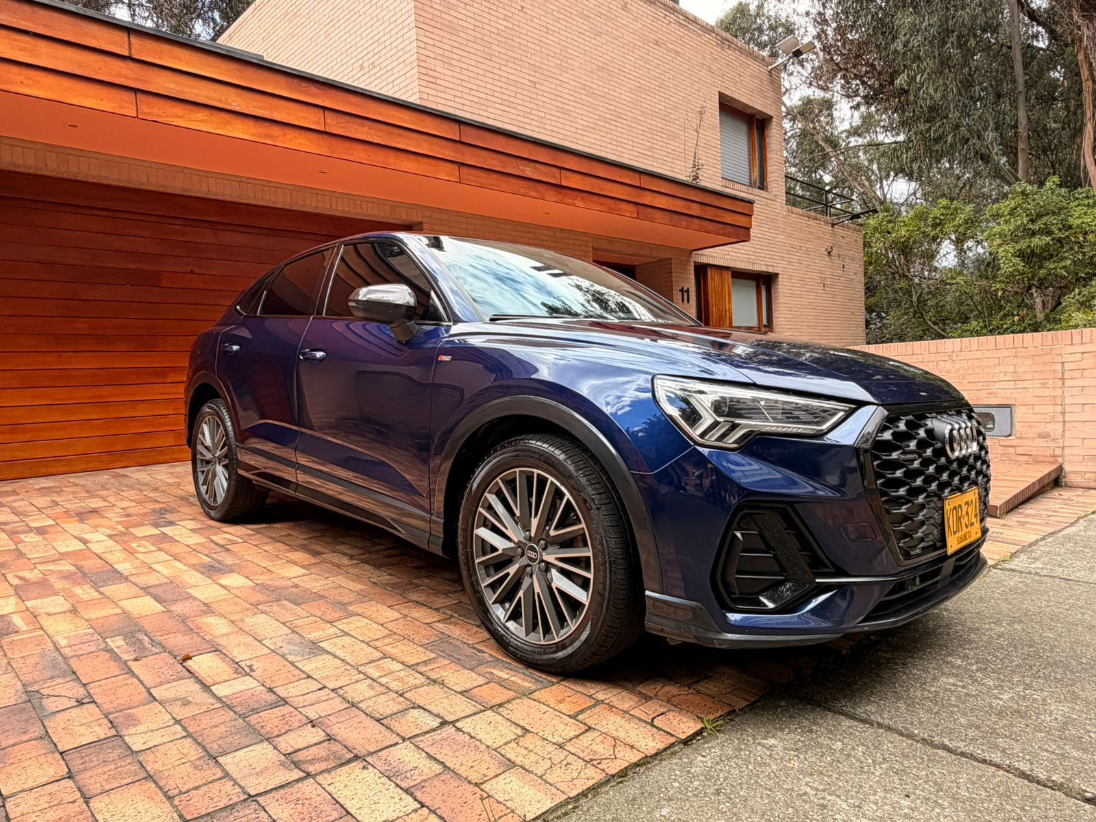Automóvil Audi Q3 2.0 TFSI Quattro Sline - Imagen 6