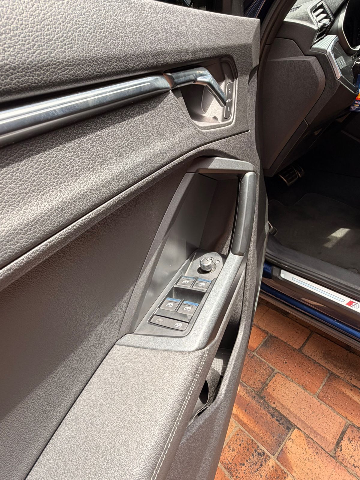 Automóvil Audi Q3 2.0 TFSI Quattro Sline - Imagen 10