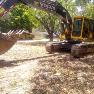 Excavadora Volvo 280