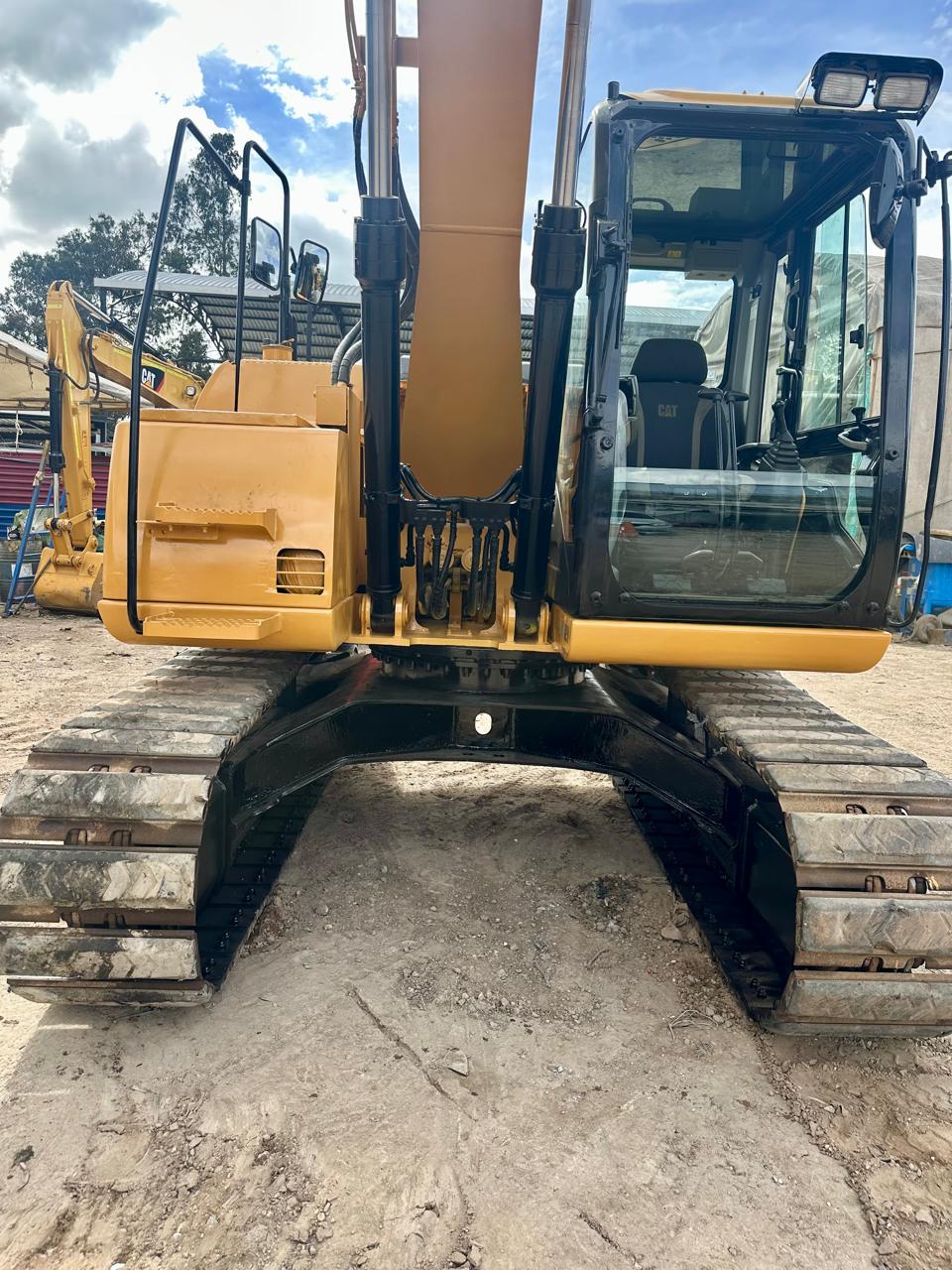 Mini-excavadora Cat 311F - Imagen 3
