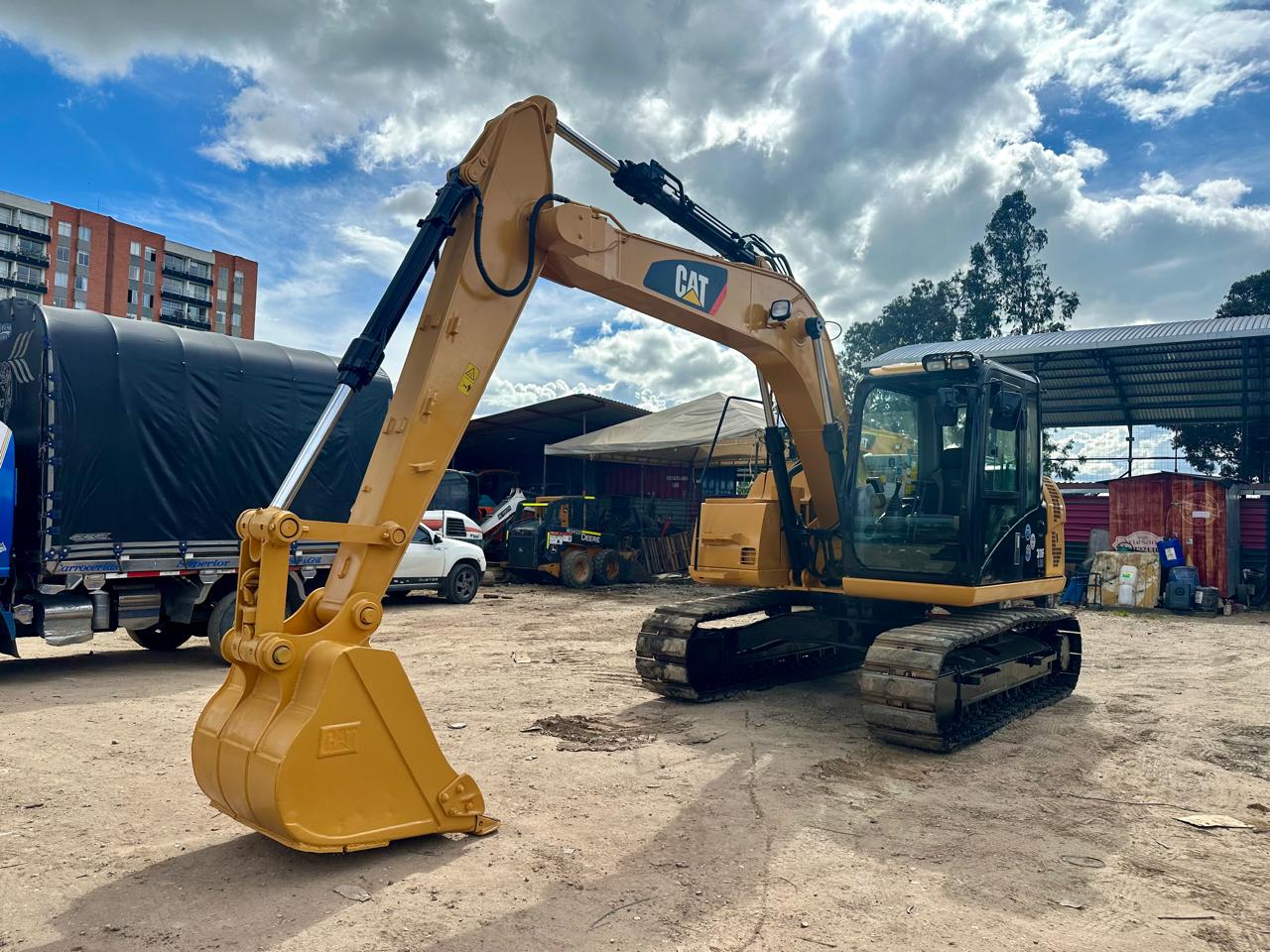 Mini-excavadora Cat 311F - Imagen 4