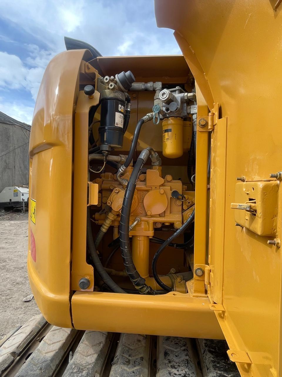 Mini-excavadora Cat 311F - Imagen 15