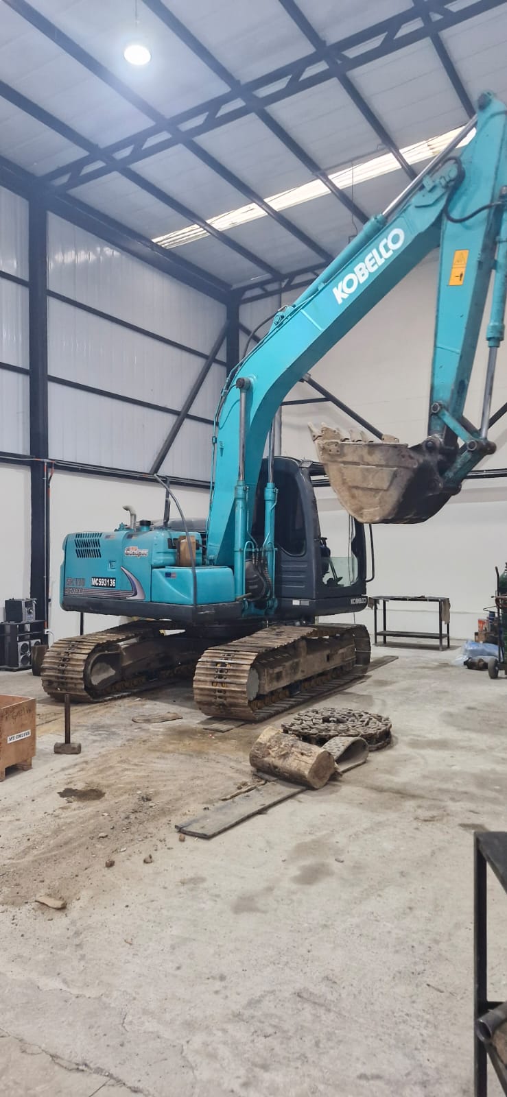 Excavadora Kobelco SK130-8 - Imagen 13